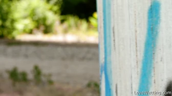 Alia Star - Pissing scene