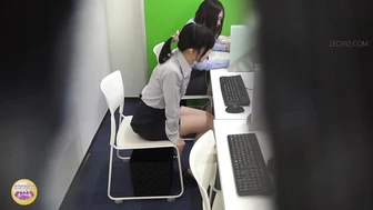DLSL-639 02 Hidden camera call center. No leaving! Peeing while dealing with a complaint., JAV Collection, DesperVids