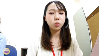 DLSL-639 02 Hidden camera call center. No leaving! Peeing while dealing with a complaint.