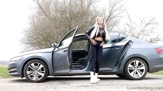 Silvia Black - Pissing scene