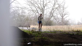 Nikki - Pissing Scene