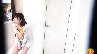 DLEE-531 03 Hidden Camera: The Failures of Graceful Women - Inappropriate Massive Pee Leaks 3