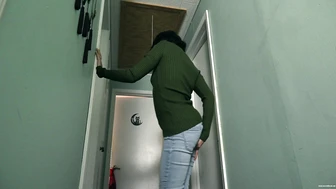 Mura Suru - Never Enough Bathrooms