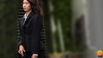 DLEE-805 01 Busy female office worker rushing to pee, peeing in residual urine