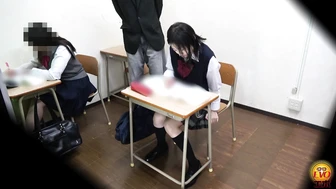 DLEE-814 04 Hidden camera private tutoring school girl pees