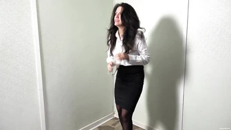 Jasmine - An Embarrassing Situation