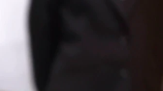 DLEE-824 03 Hidden camera footage of peeing in a Western-style toilet, part 4