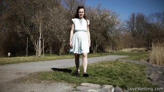 Riddy - Pissing Scene