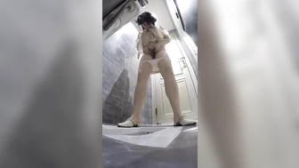 Night Club Toilet 25