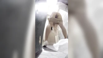 Night Club Toilet 14