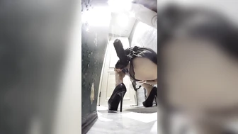 Night Club Toilet 14