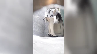 Night Club Toilet 15