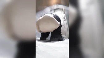 Night Club Toilet 15