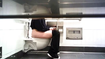 Hot Girls In Student Toilet 1