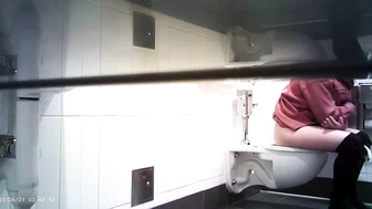 Hot Girls In Student Toilet 3