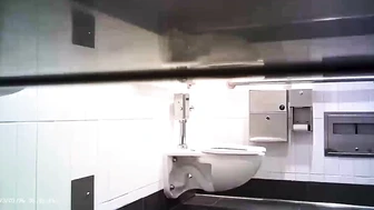 Hot Girls In Student Toilet 5