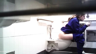 Hot Girls In Student Toilet 12