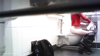 Hot Girls In Student Toilet 13