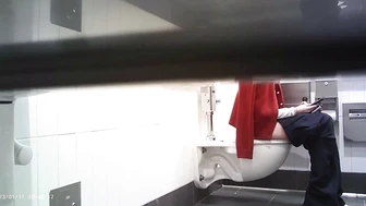 Hot Girls In Student Toilet 13