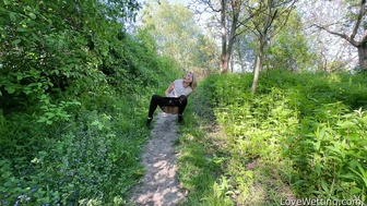 Claudia - Pissing Scene