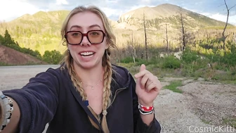 cosmickitti - ROAD TRIP PEE VLOG