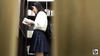 DLMB-361 02 Girls' school toilet: Dildo masturbator squirting in the bathroom