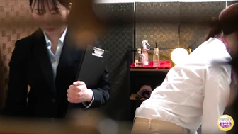 DLSL-657 04 Pleasure-filled holy water leaking woman. A special fetish for incontinence