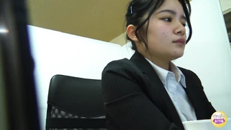 DLSL-657 05 Pleasure-filled holy water leaking woman. A special fetish for incontinence