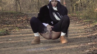 Mia Must Go, LoveWetting, PissRIP