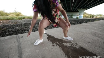 Christina Santes - Pissing Scene