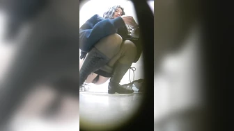 Boutique CP "Black Silk Hairless Goddess" (Beautiful B) 20V - 1