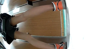 Back shot of the invincible angle of the pussy falling from the sky (2)