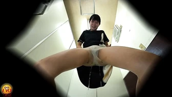 DLEE-837 02 No hands allowed! Oil massage therapist no-hands pee leak