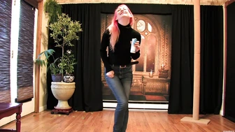 Scarlett's Countdown To Relief