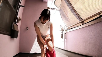 PYM-520 21 Naked Girls Peeing Selfie Bukkake