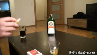 Elisabeth - The Skateboard Girl (Part 1)