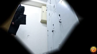 DLEE-834 03 Hidden camera schoolgirl intern pees