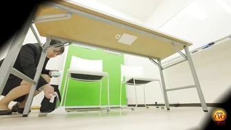 DLEE-834 03 Hidden camera schoolgirl intern pees