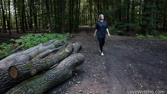 Nikki - Pissing Scene