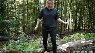 Nikki - Pissing Scene