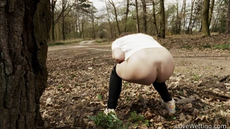 Naomi Bennet - Pissing Scene, LoveWetting, PissRIP