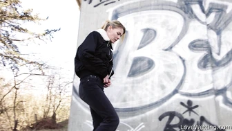 Claudia - Pissing Scene