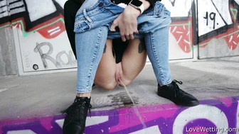 Joana Intense - Pissing Scene