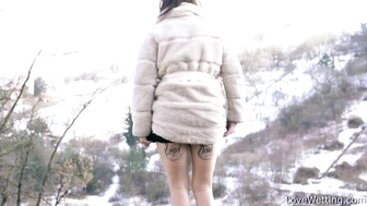 Alexa Throat - Pissing Scene