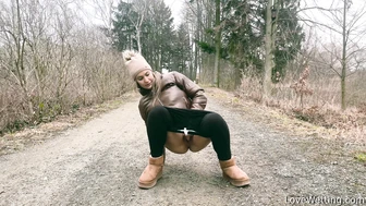 Naomi Bennet - Pissing Scene