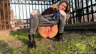 Claudia - Pissing Scene