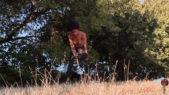 Xmochapuffx - Provocative Peeing in Public