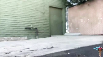 Xmochapuffx - Provocative Peeing in Public