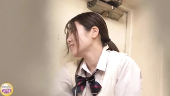 DLSL-642 06 The hard decisions of the female students who have been trapped! Unstoppable urination