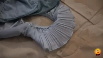 DLEE-459 02 Voyeurism: Girls leaking urine as the stains on their fronts slowly spread